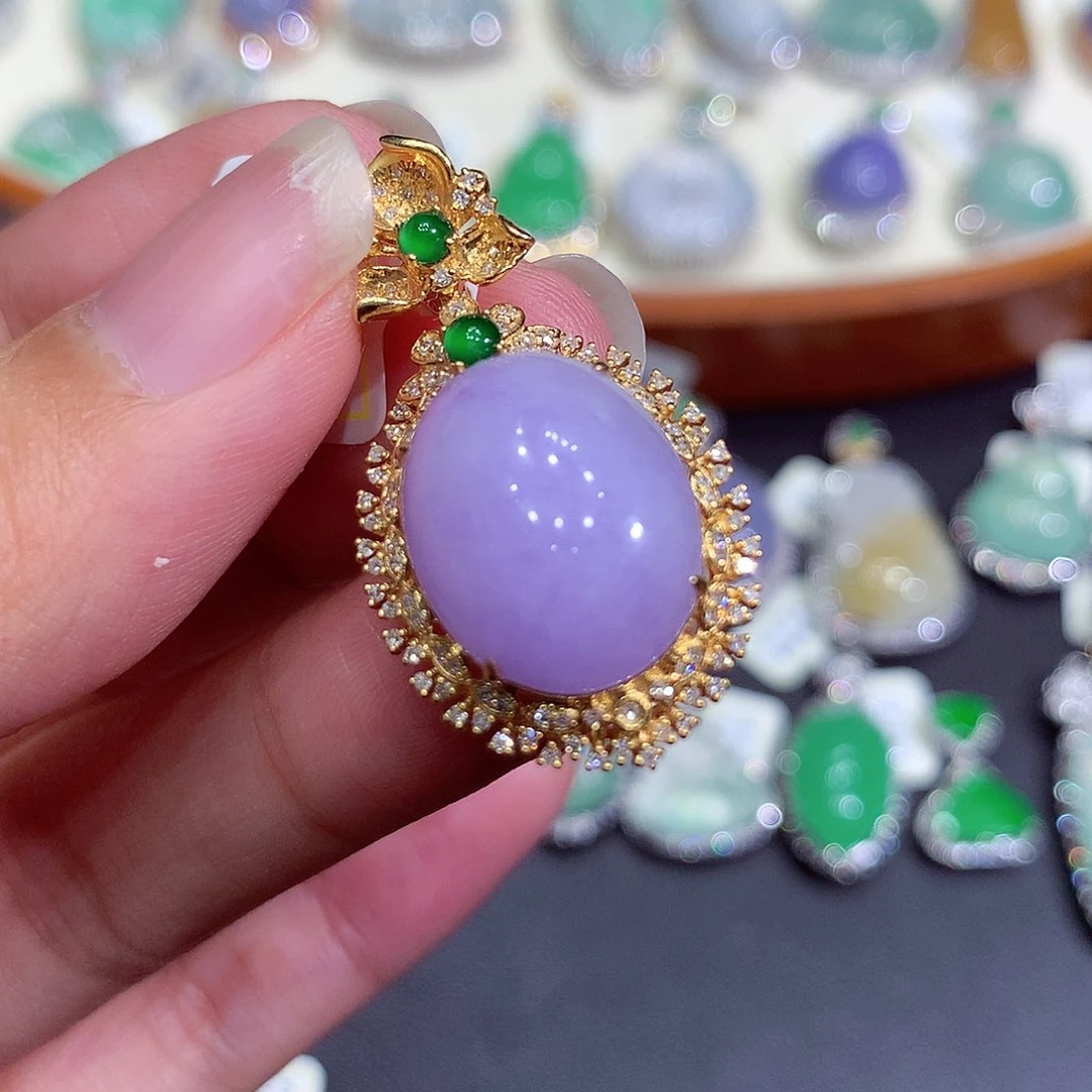 翡翠吊坠(不含链)18K金镶嵌