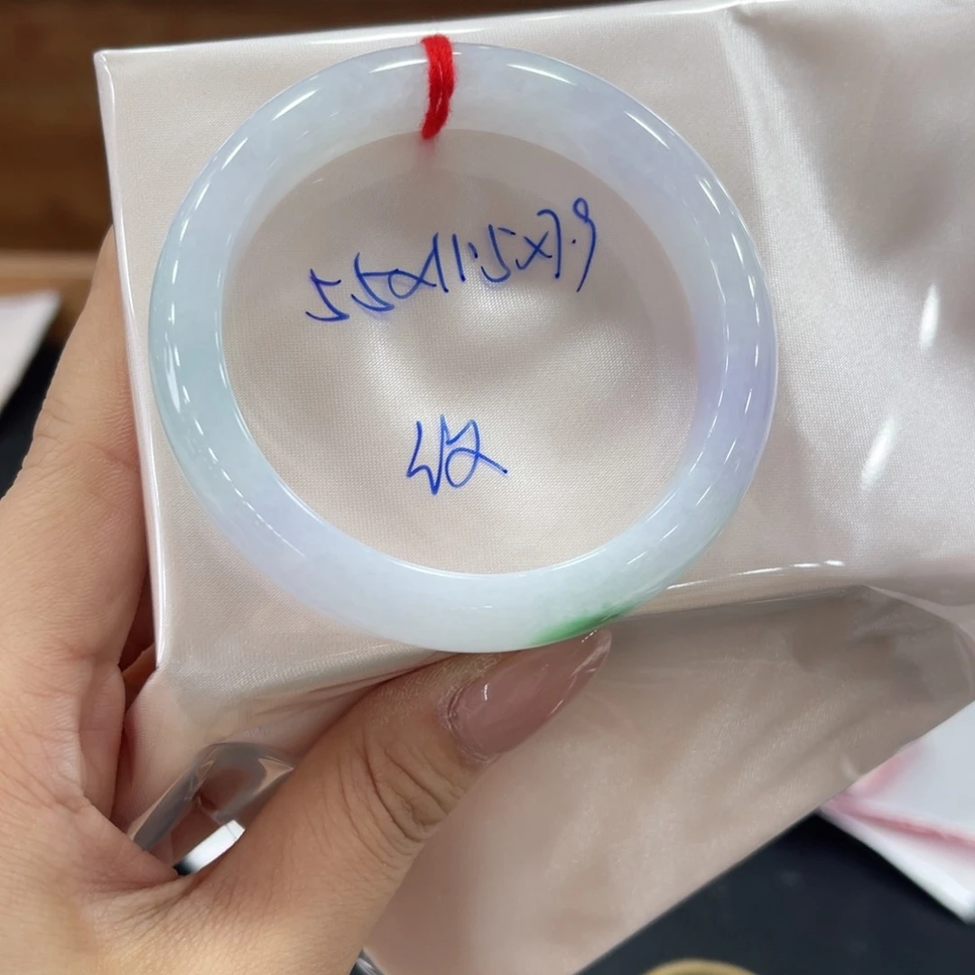 未镶嵌手镯翡翠翡翠