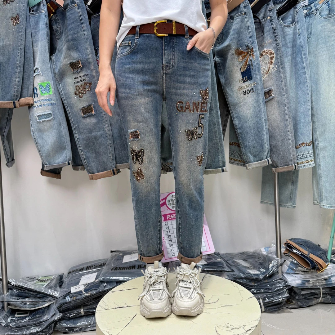 【廷轩】96029水洗显瘦百搭时尚欧货老爹裤秋季弹性烫钻刺绣牛仔裤