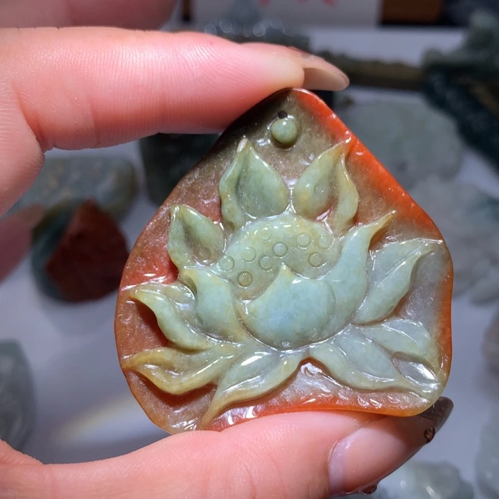翡翠未镶嵌颈饰保真天然A货翡翠