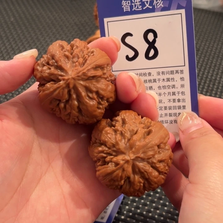 文玩核桃把件S8号霸王龙41