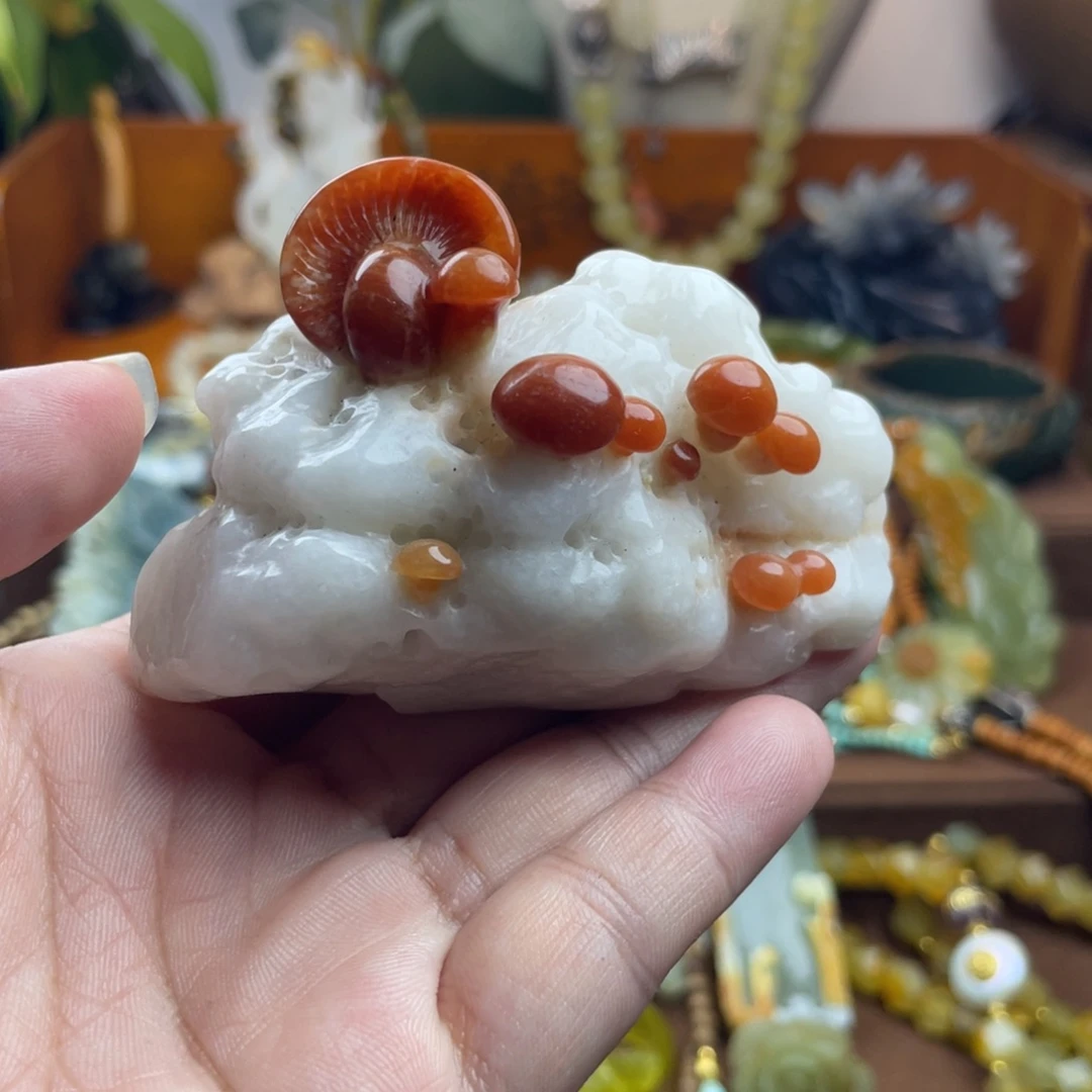 蛇纹石玉未镶嵌吊坠