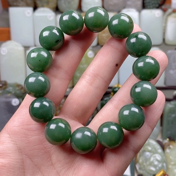 和田玉（碧玉）未镶嵌颈饰