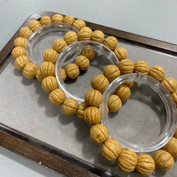 B309小佛手猴头核桃单圈手串