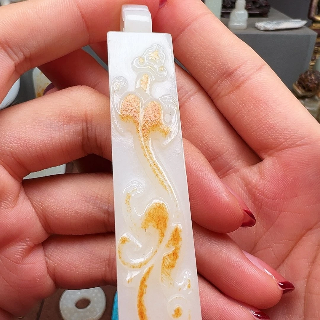 颈饰未镶嵌和田玉赵*驻