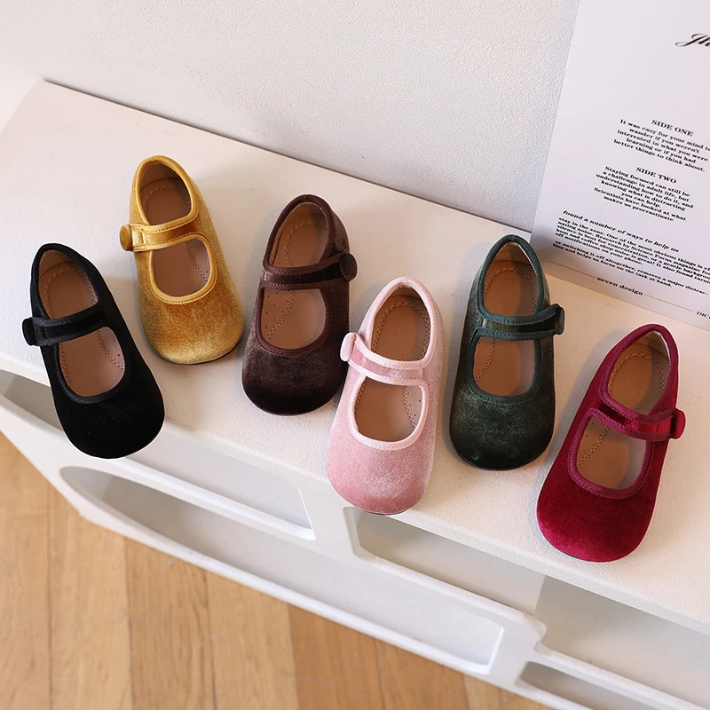 童鞋春秋季宝宝鞋丝绒韩国洋气复古儿童小皮鞋软底浅口儿童公主鞋