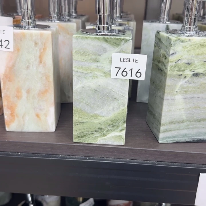 来****。L。7616。。。。。。福利