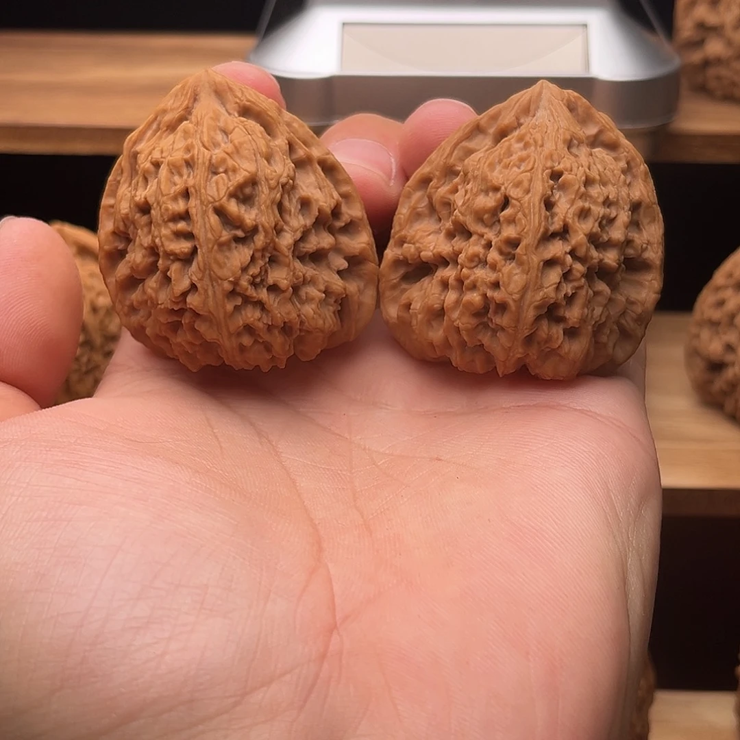 吊坠文玩核桃44毕业妖刀