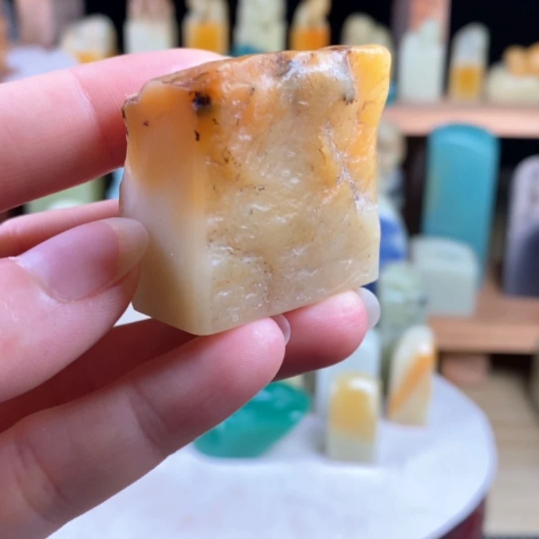 【闪购商品】青田石封门金玉冻带皮………….