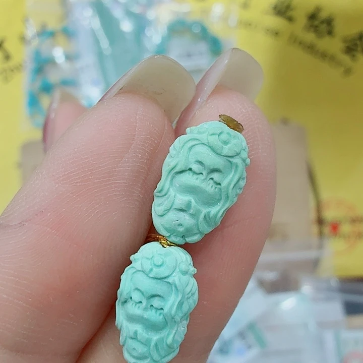 绿松石未镶嵌珠宝奇石