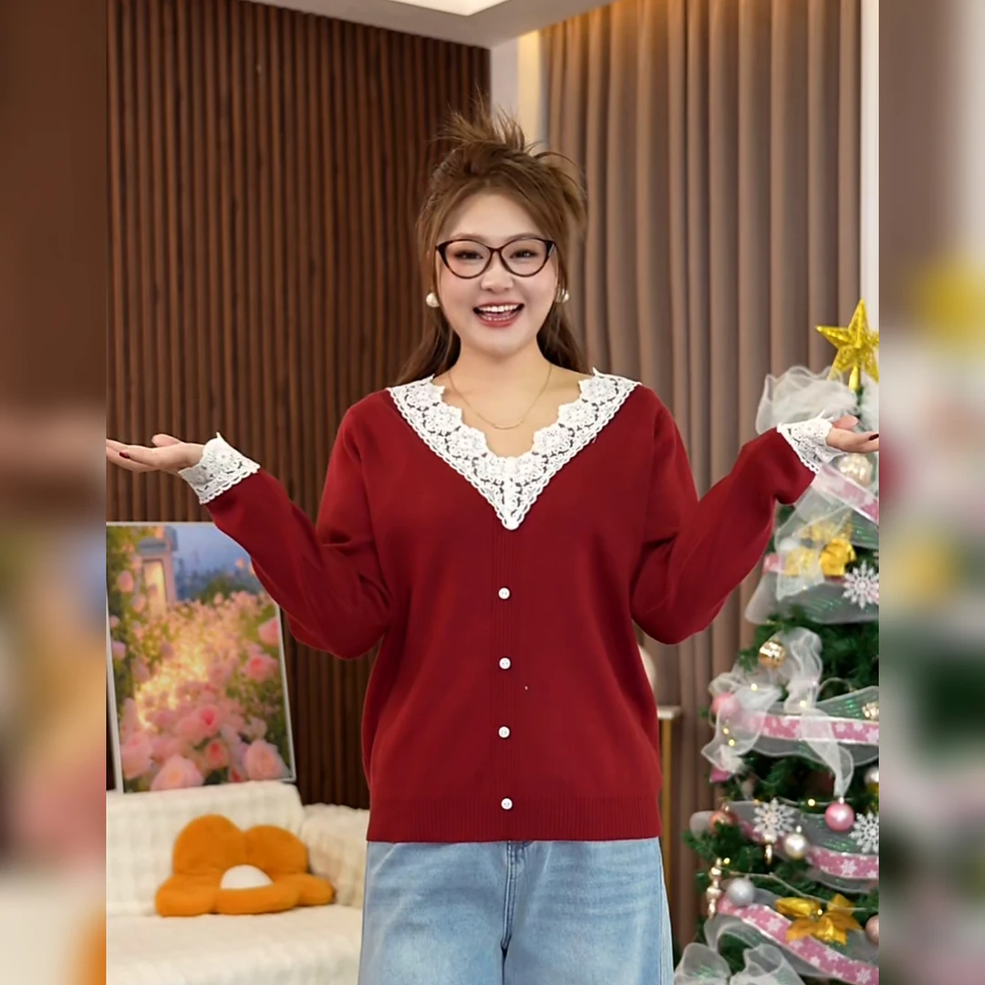 【大源美树】2025年大码女装胖妹妹加肥显瘦花边拼接V领毛衣-F687