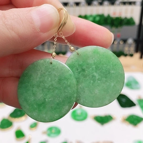 翡翠18K金镶嵌耳饰耳饰