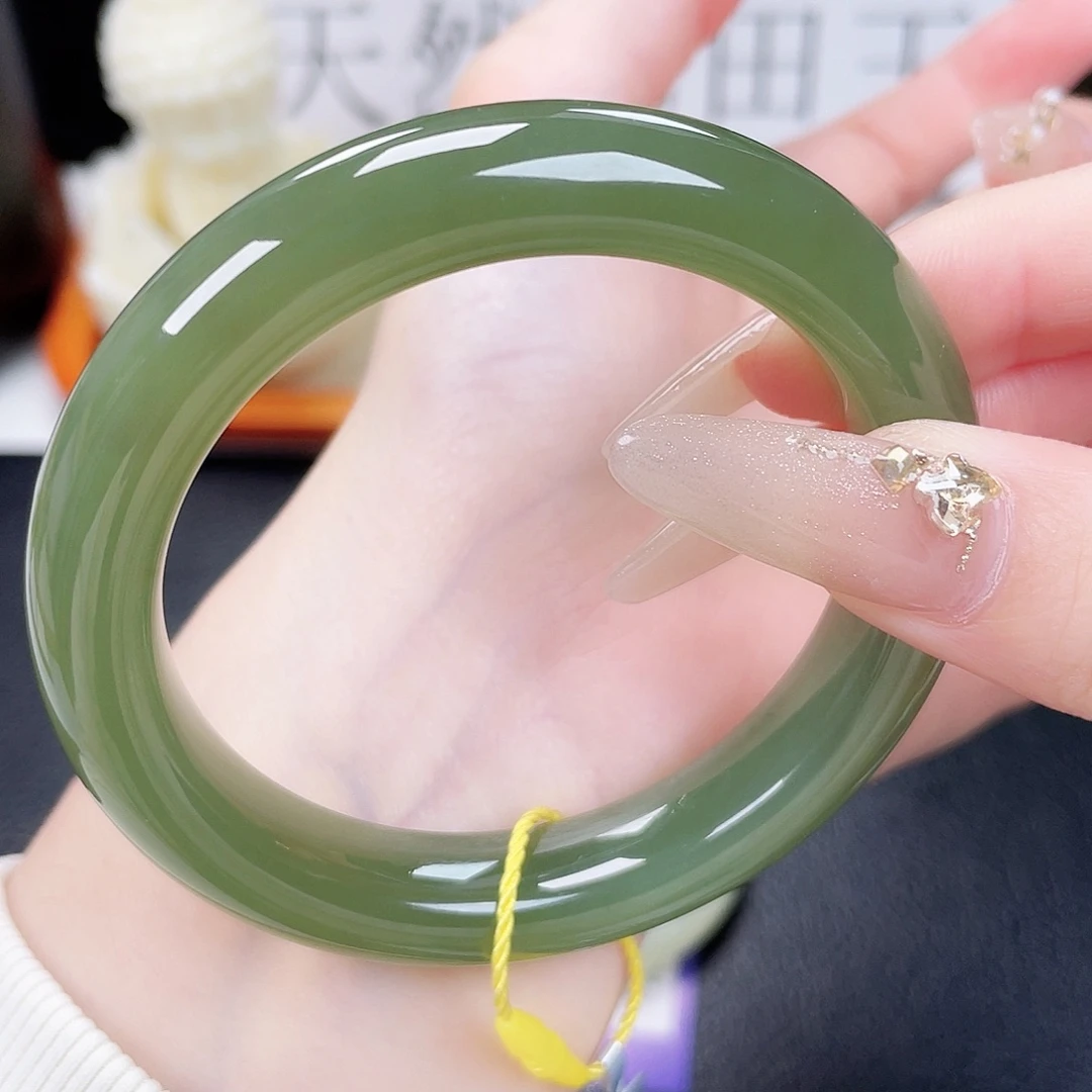 和田玉未镶嵌手镯5657