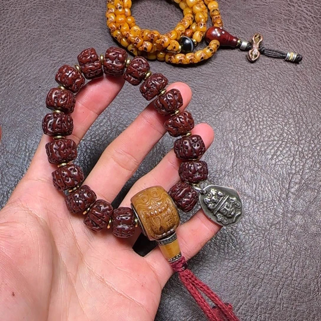 吊坠菩提根/象牙果叁****紐l k l k j j