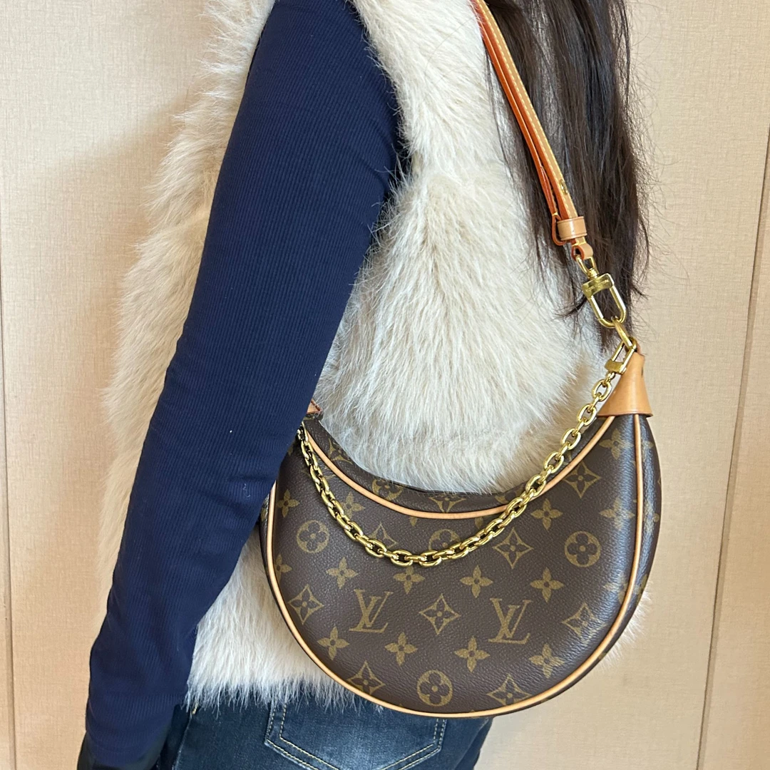 95新 LouisVuitton/路易威登 月亮豌豆腋下链条包/云海优选/59801