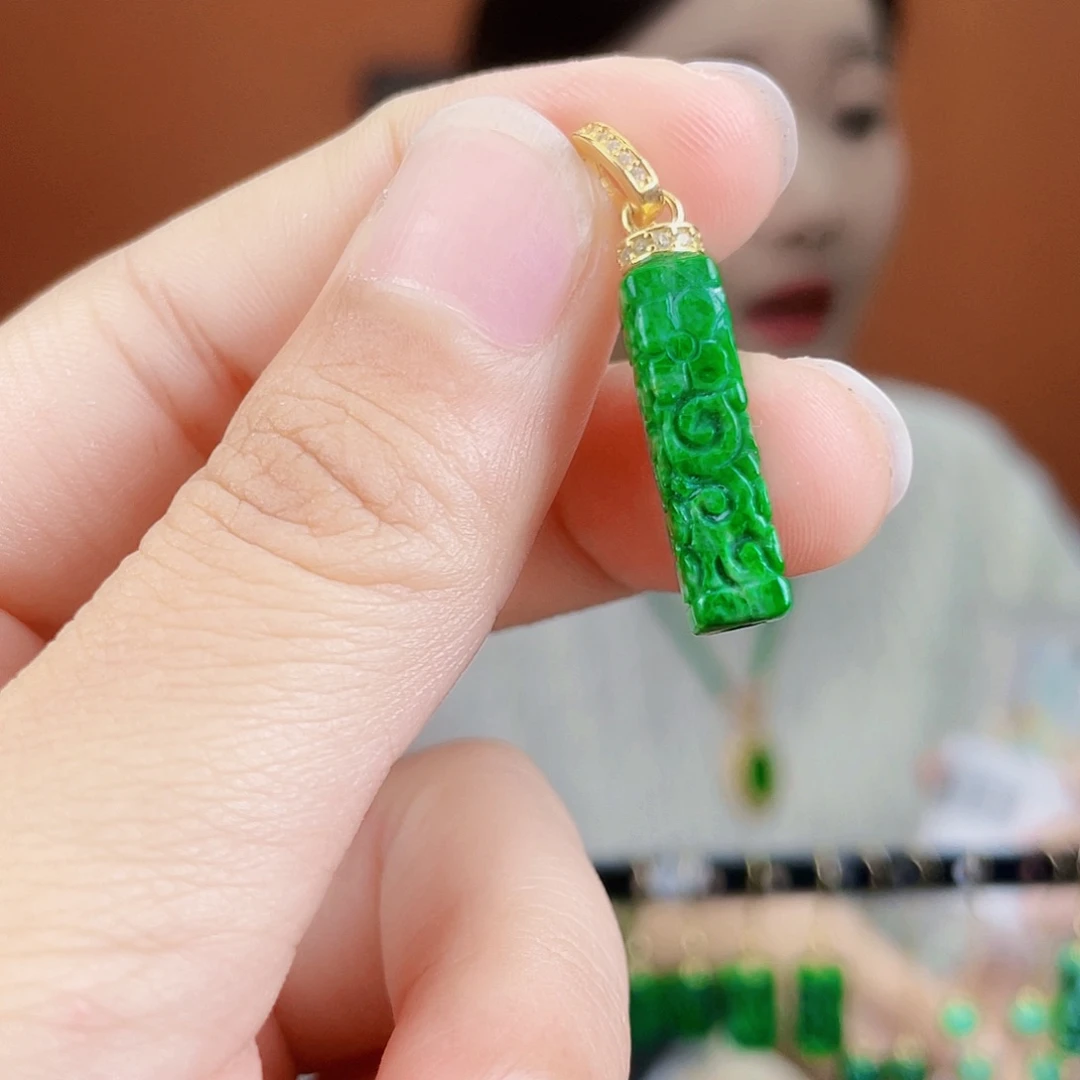 翡翠未镶嵌耳饰饰品