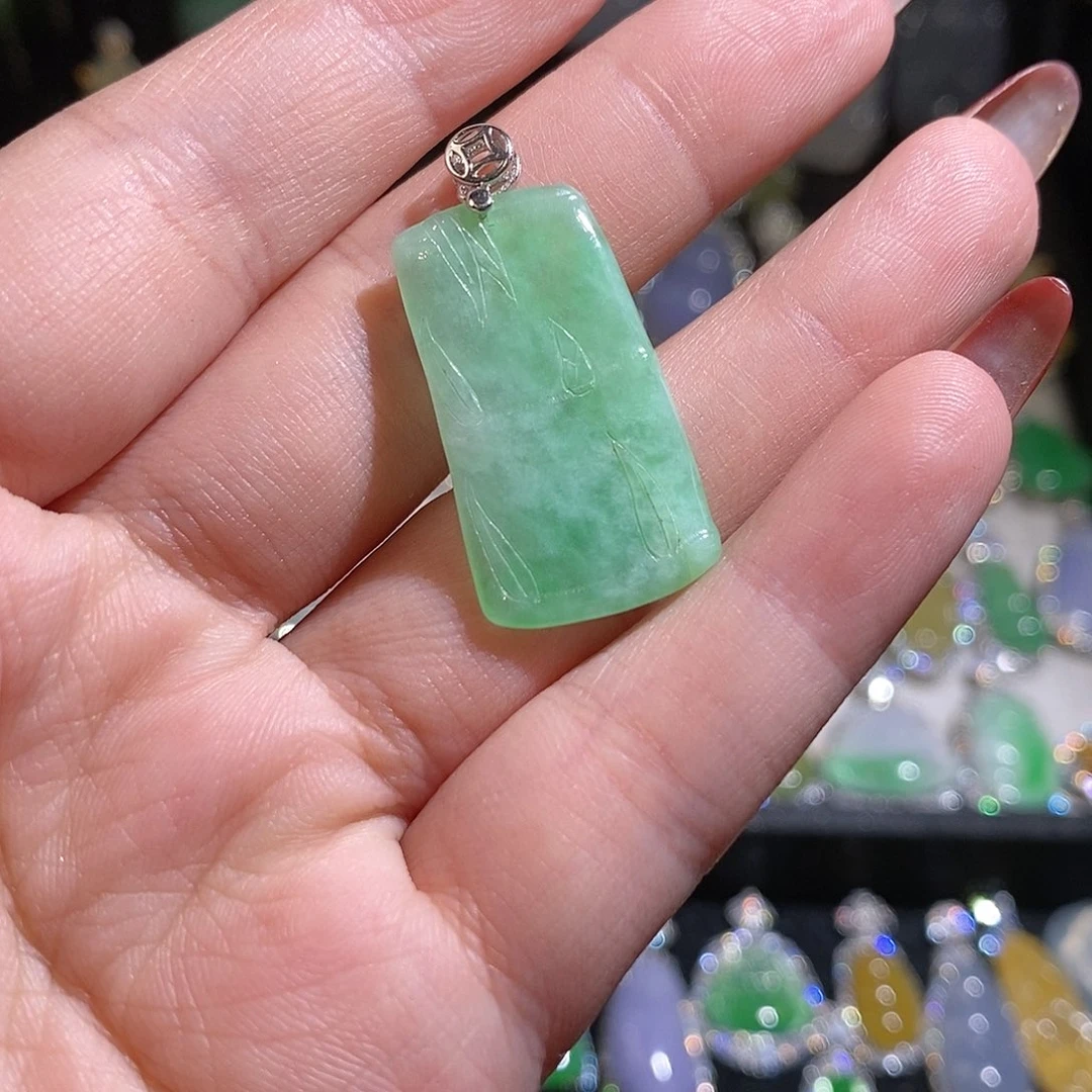 翡翠银S925镶嵌颈饰天然翡翠