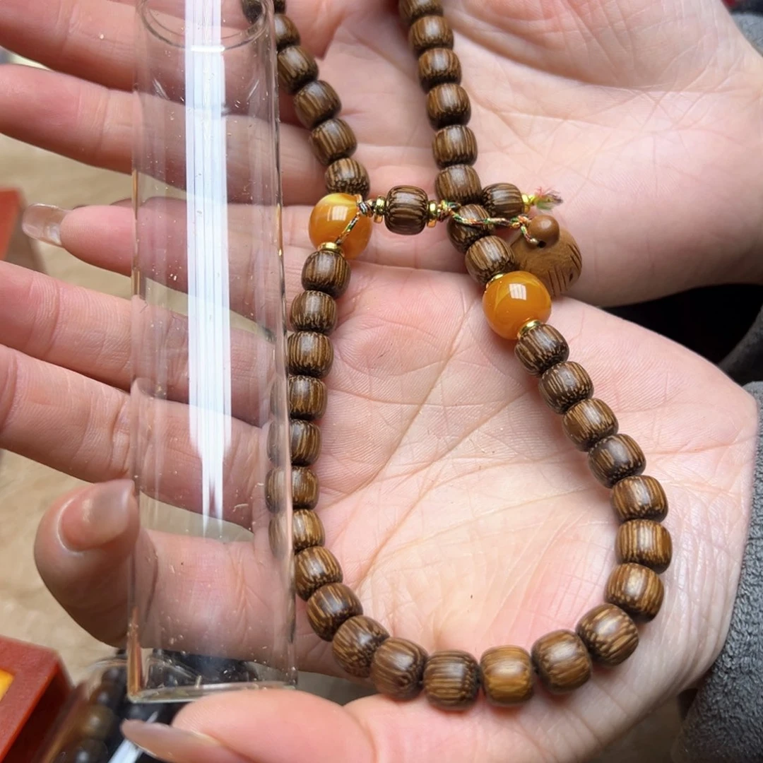 大叶紫檀（黑酸枝木类）