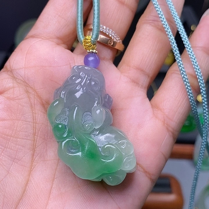 吊坠(赠链)未镶嵌翡翠