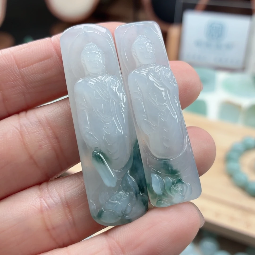 一***魔翡翠未镶嵌颈饰天然A货翡翠