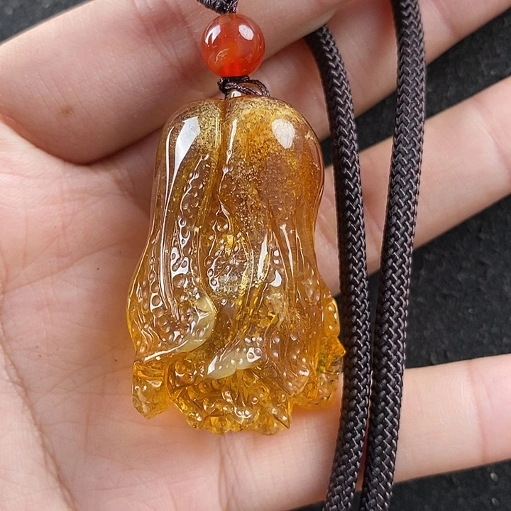 琥珀未镶嵌珠宝奇石