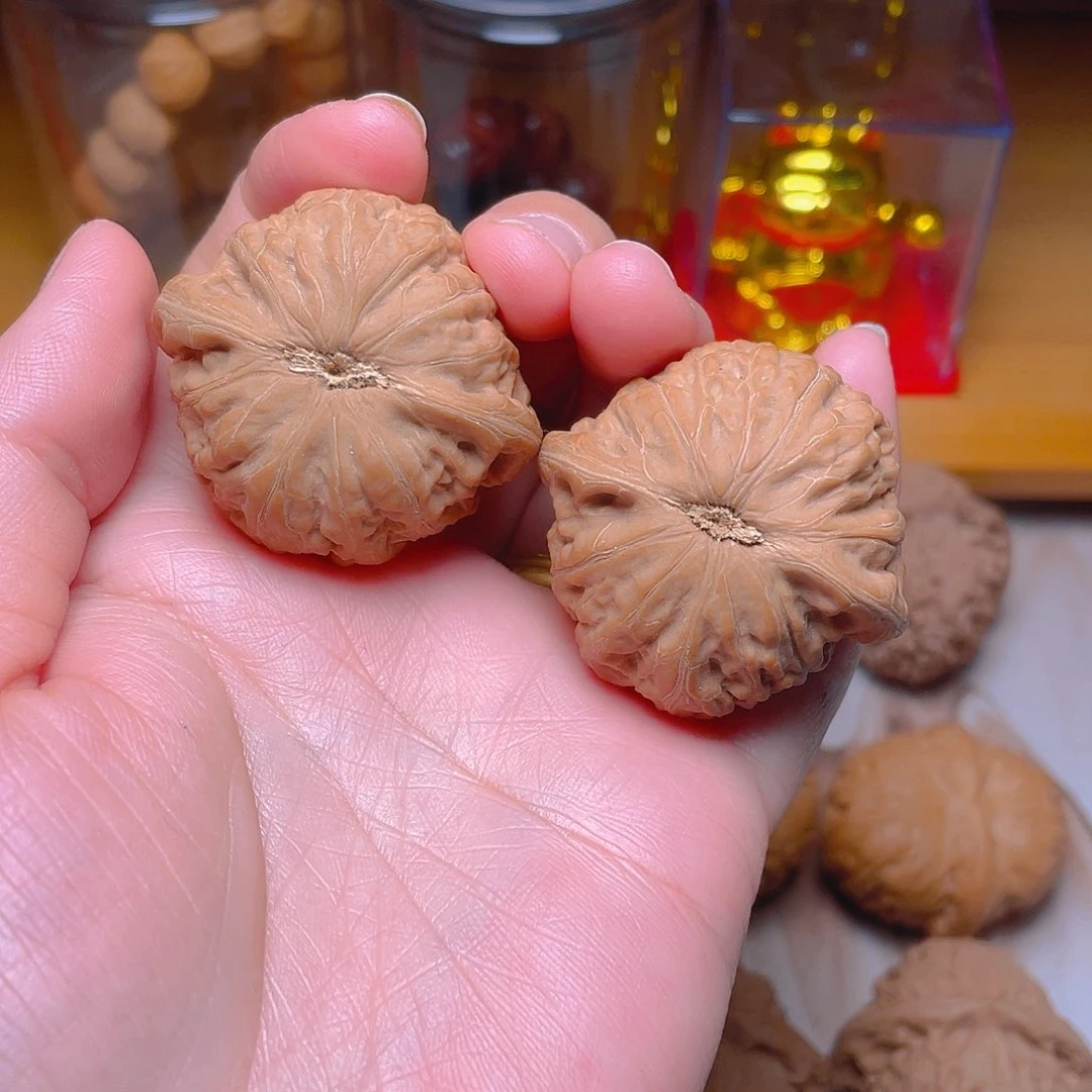 文玩核桃把件灰*40铁锤妹妹