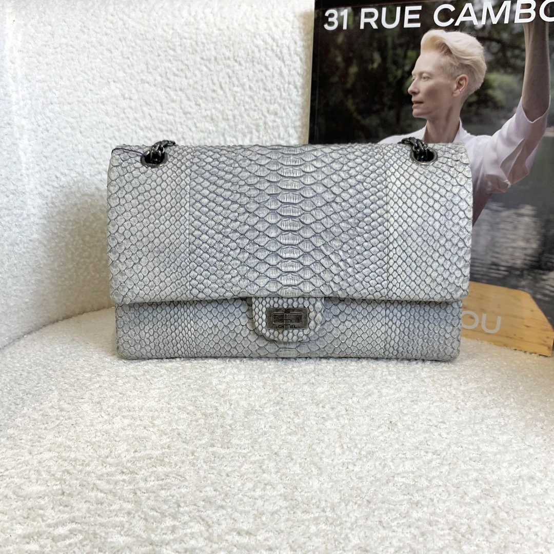 95新 Chanel/香奈儿 壹臻/蓝灰色非普2.55maxi包 16开 19076589