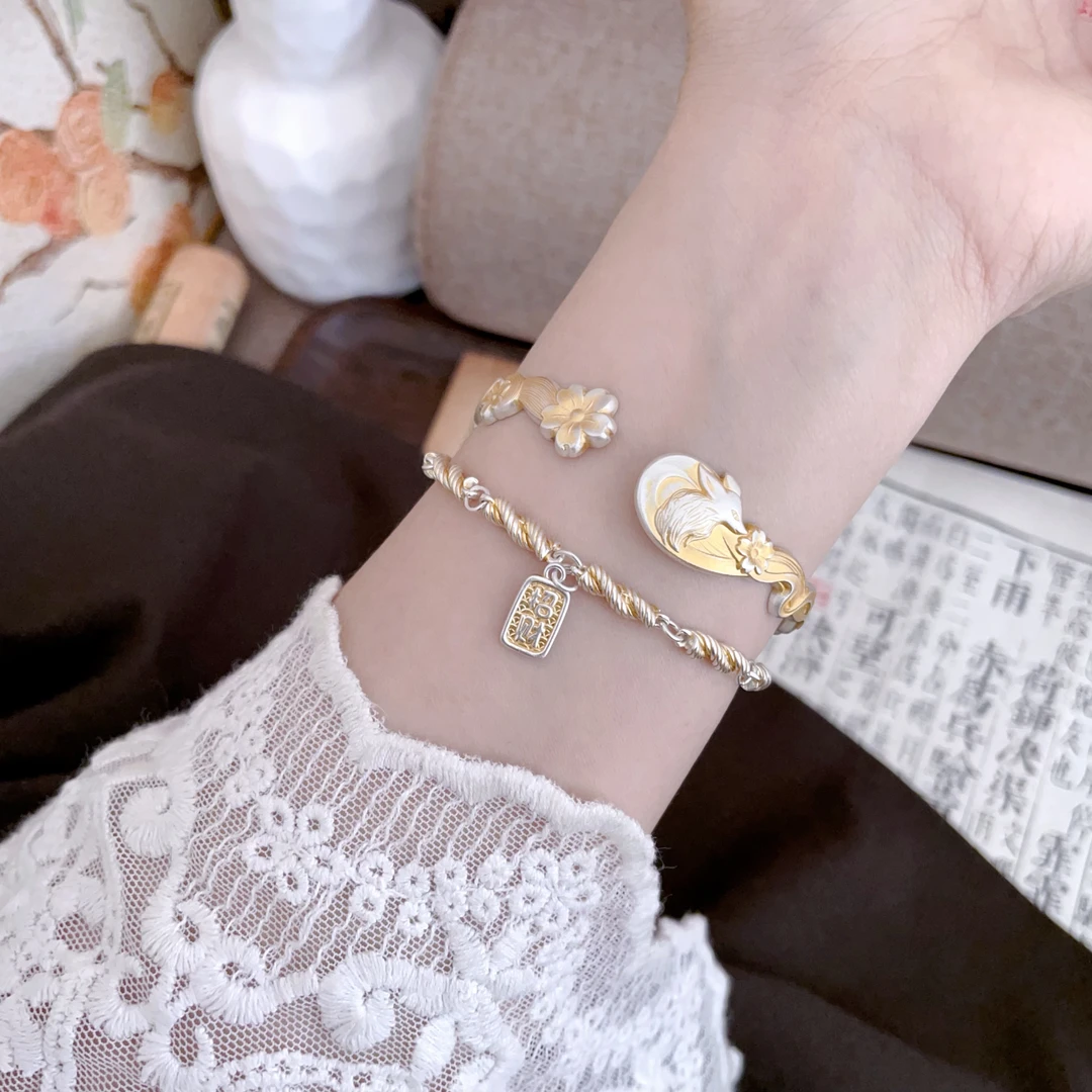 足银银制品 足银999.9桃花九尾灵狐新中式国潮实心哑光纯银手镯