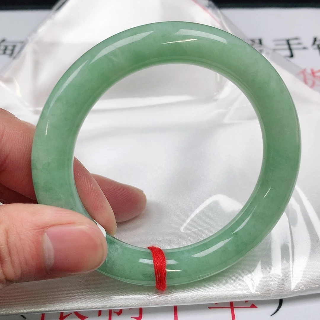 翡翠手镯未镶嵌圈54