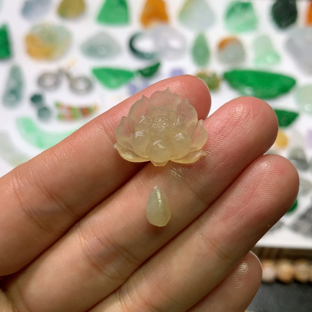 未镶嵌定制翡翠花