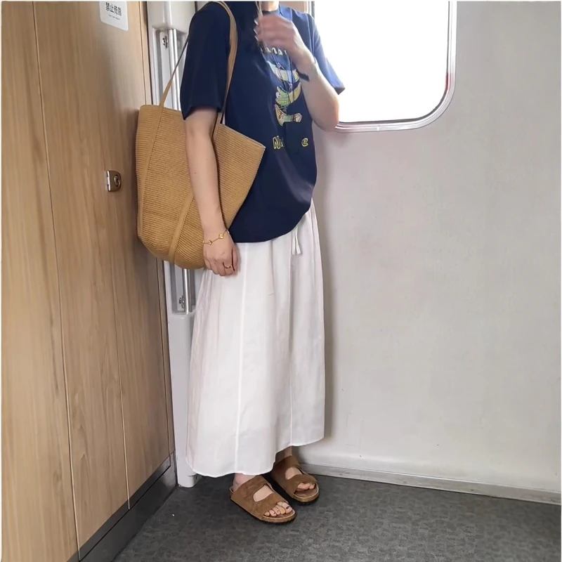 今年流行漂亮穿搭一整套女夏季新款藏青色短袖T恤搭配亚麻半身裙