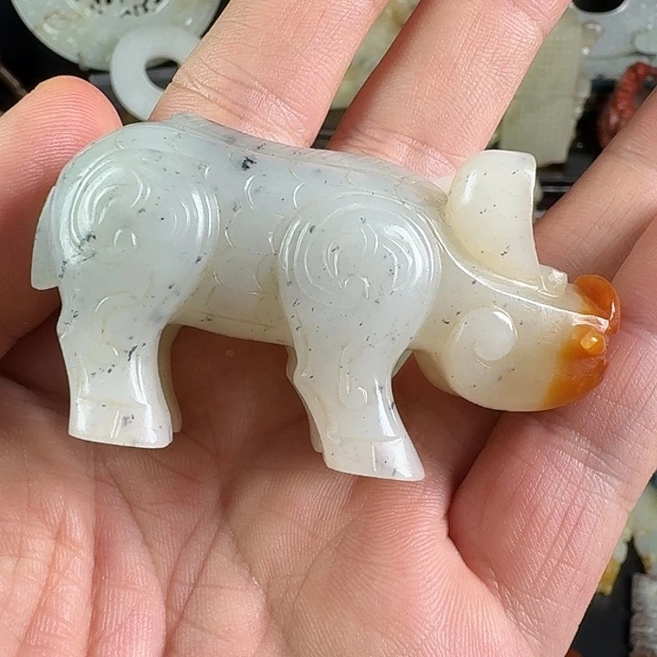 未镶嵌和田玉（糖玉）挂件