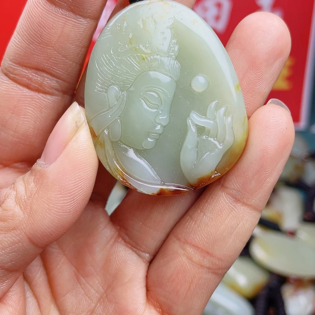 和田玉颈饰未镶嵌