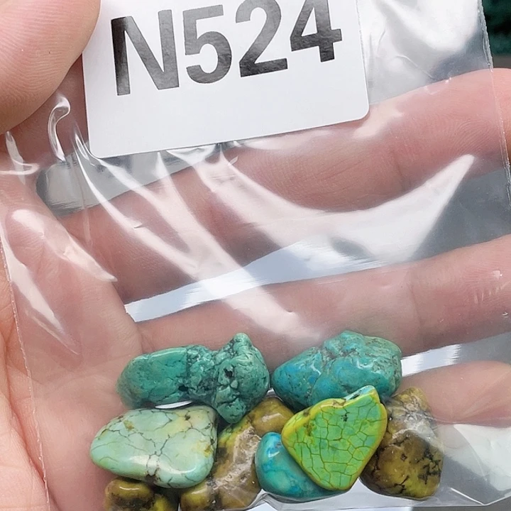 湖北十堰原矿绿小松