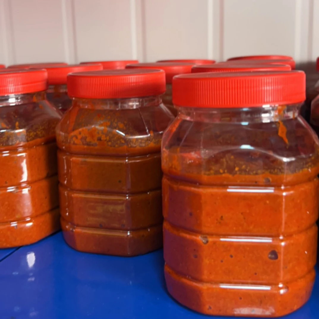 云南镇雄辣椒酱1斤装