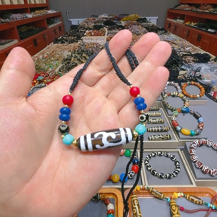 未镶嵌玛瑙/玉髓珠宝奇石