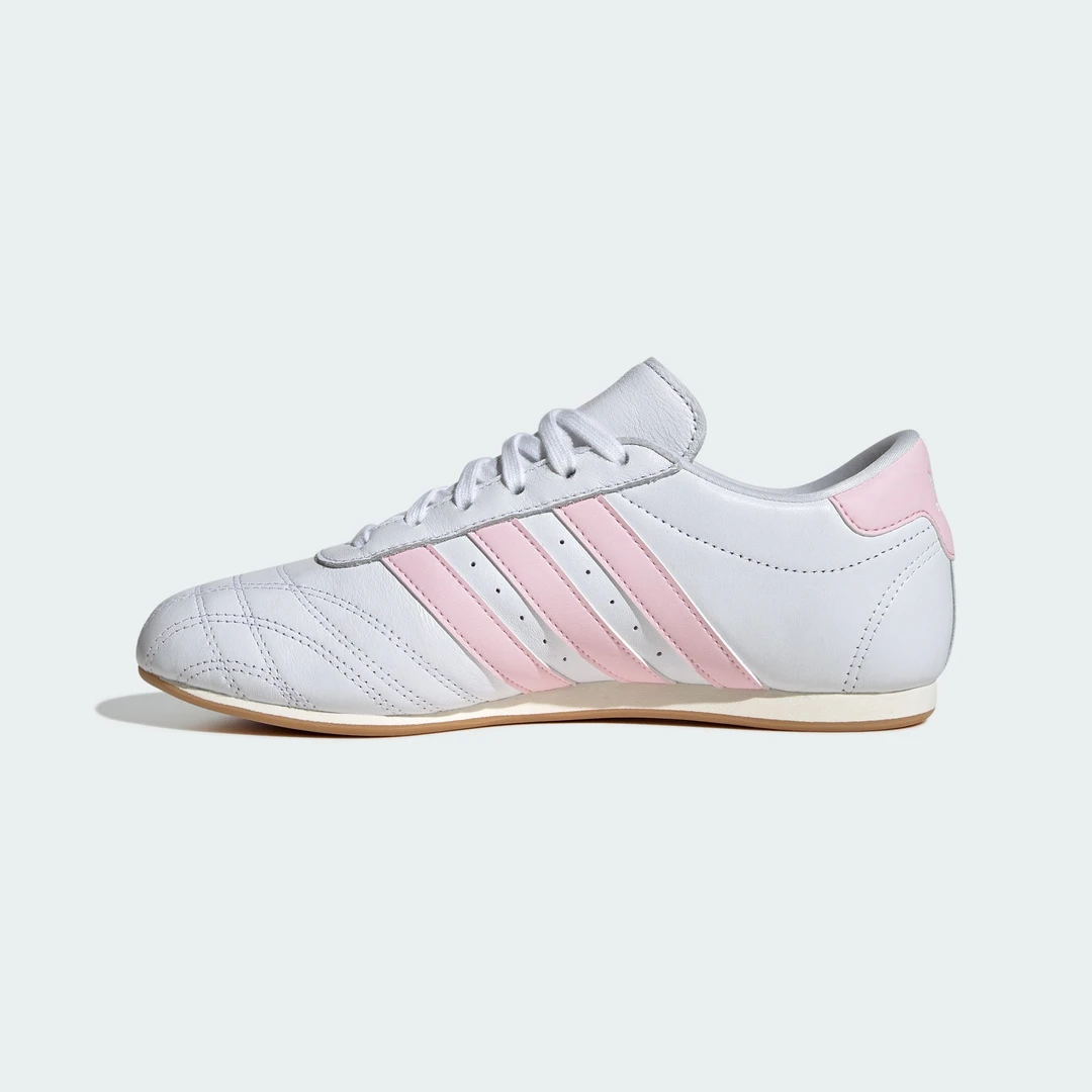 adidas/阿迪达斯三叶草女子樱花粉薄底跆拳道文化运动鞋JS0306
