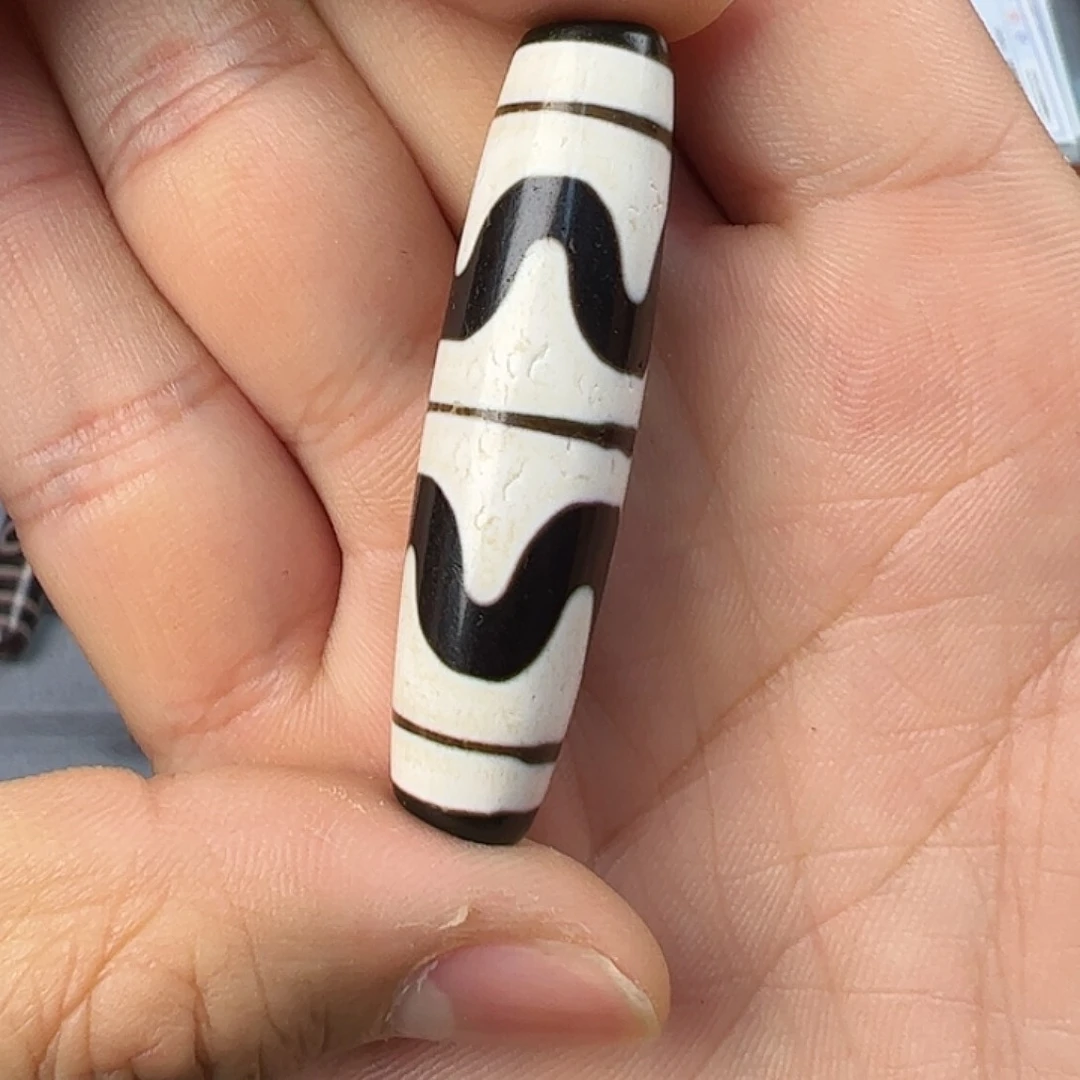 玛瑙/玉髓颈饰合金J****君