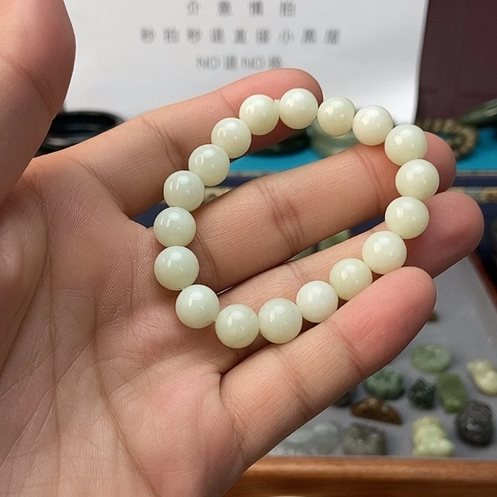 和田玉未镶嵌颈饰9mm