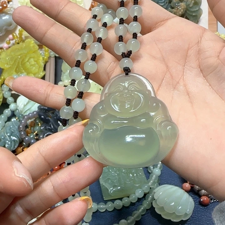 未镶嵌蛇纹石玉吊坠