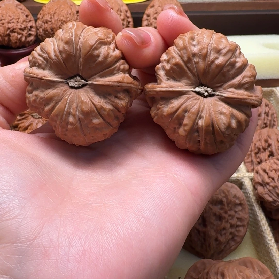 文玩核桃吊坠44红皮南瓜