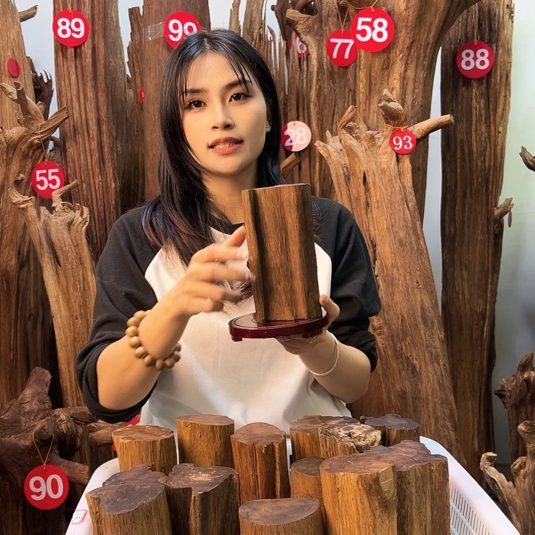 沉香碎屑沉香天然沉香原材料高品质