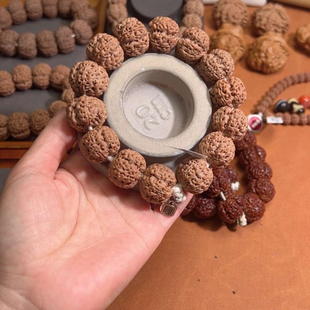 金刚菩提手串22世楚一号金标级头部隐黄