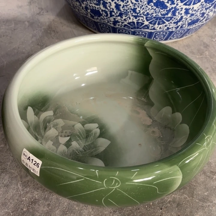 陶瓷绿荷口径40高度18