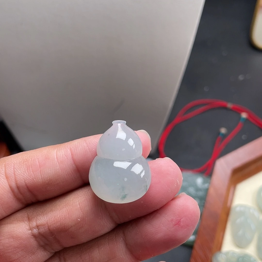 翡翠未镶嵌颈饰8998898899