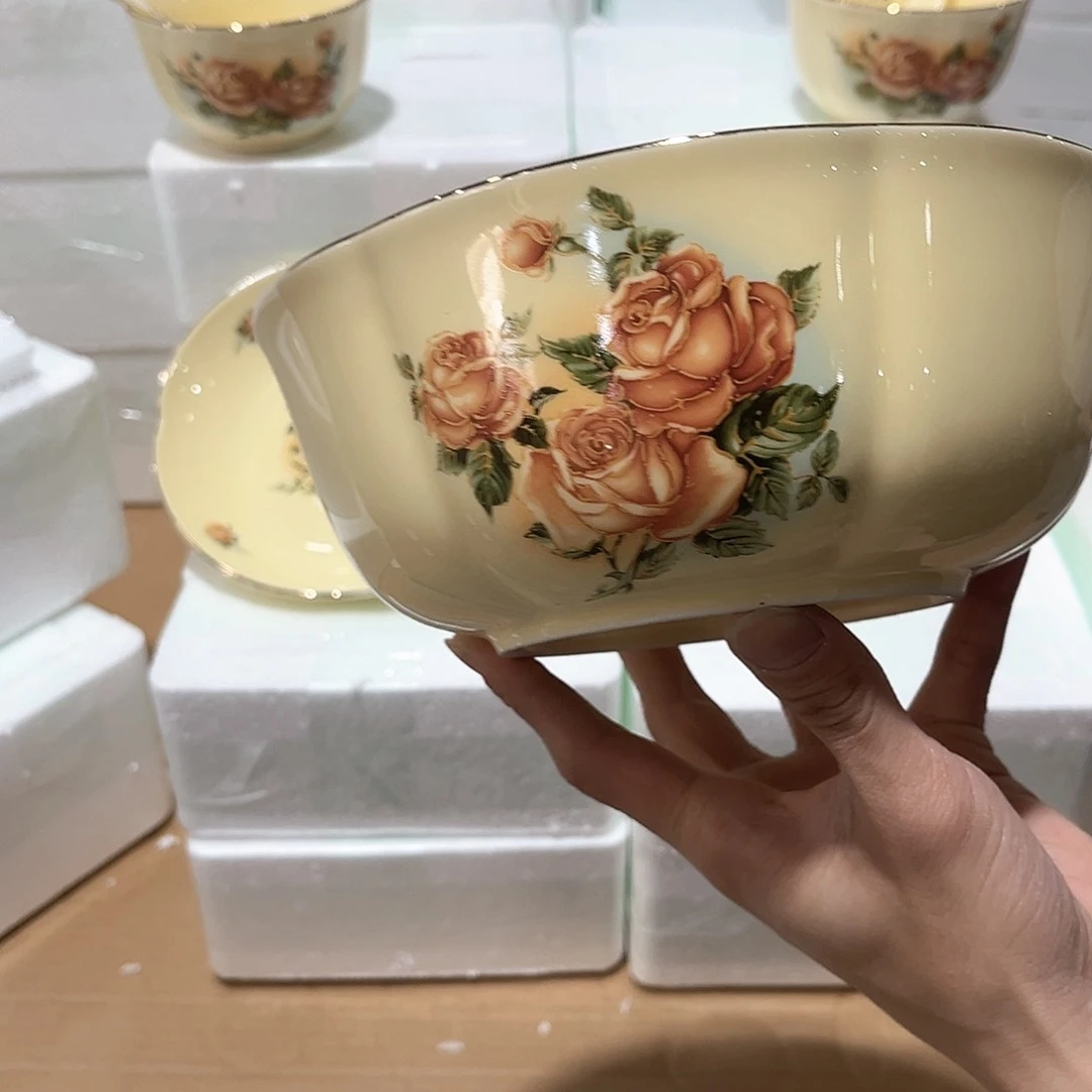 陶瓷………………………………