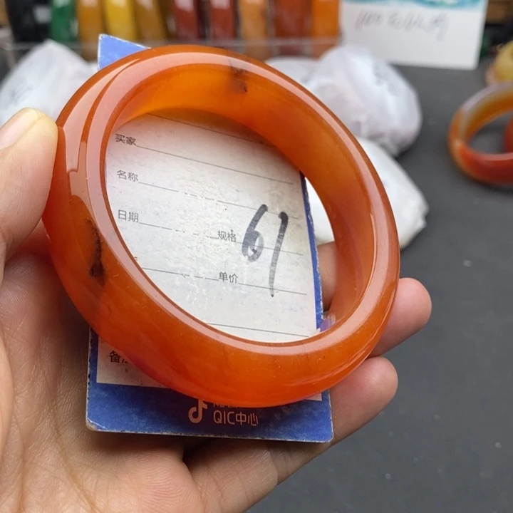 石英质玉未镶嵌手镯