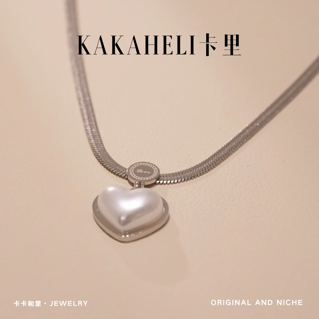 钛钢项链 纯系爱心白鹿甜妹项链 A747