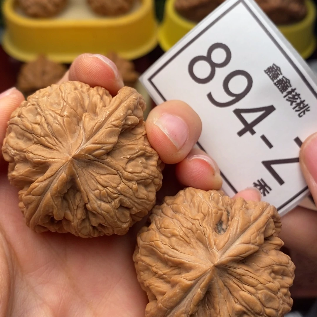 文玩核桃把件红锦鲤43……