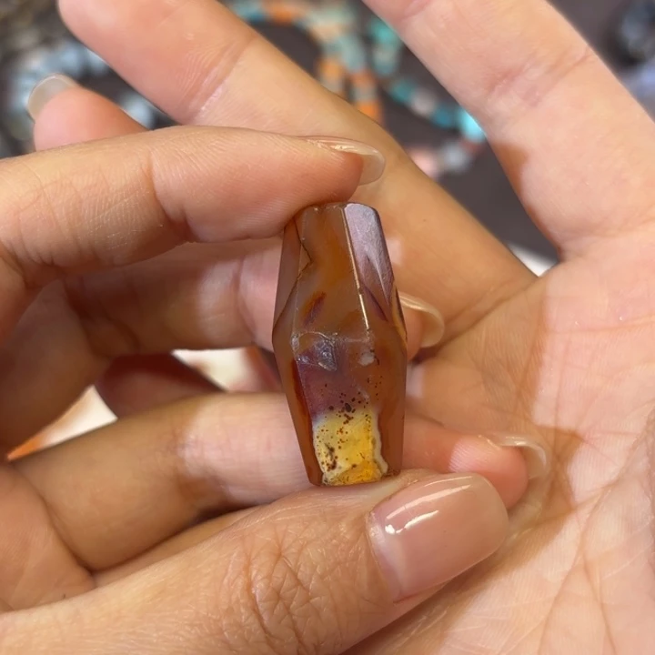 玛瑙/玉髓颈饰未镶嵌玛瑙